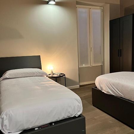 V&B Suites And Apartments パヴィーア エクステリア 写真