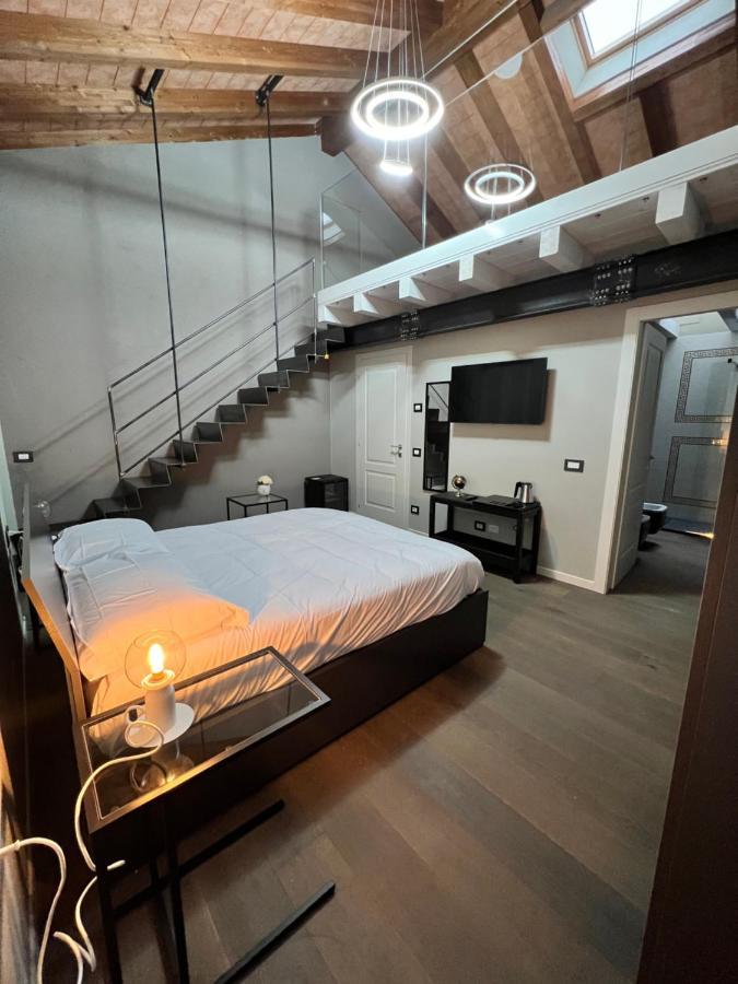 V&B Suites And Apartments パヴィーア エクステリア 写真