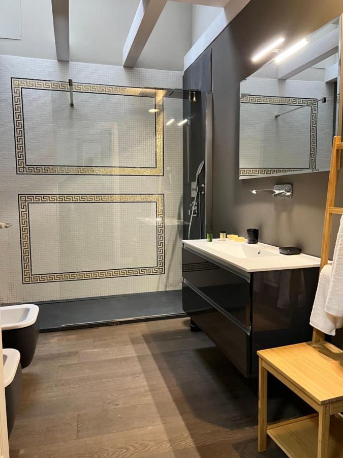 V&B Suites And Apartments パヴィーア エクステリア 写真