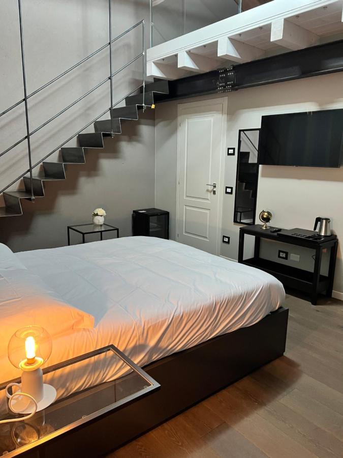 V&B Suites And Apartments パヴィーア エクステリア 写真
